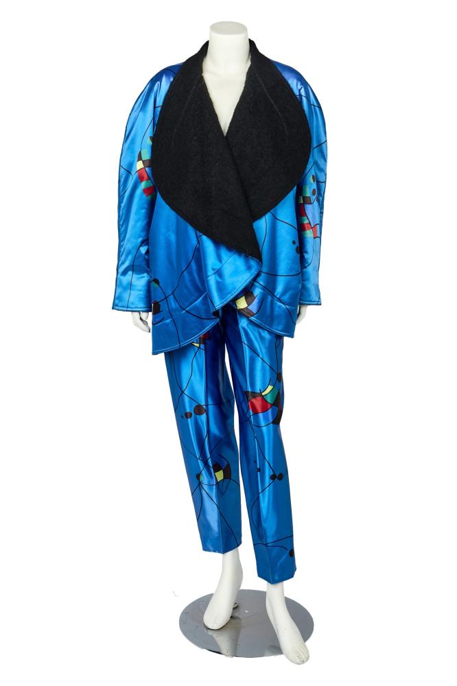 A Bernard Perris Jean Miró inspired printed satin ensemble, 1980s

A Bernard Perris Jean Miró inspired printed satin ensemble, 1980s

unlabelled, comprising: a lightly padded voluminous jacket with no fastenings, black fleece lined, undulating front closure, 112cm 44in; a pair of high-waisted trousers with barrel legs, waist 66cm 26in (2)

Share this lot: