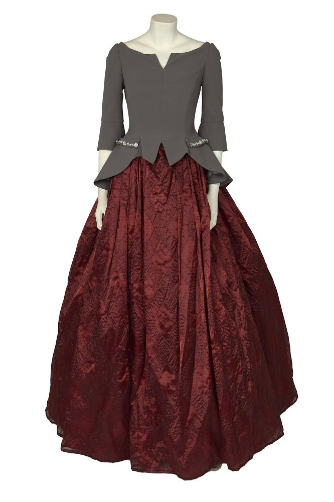 A Karl Lagerfeld ballgown late 1980s-early 90s

A Karl Lagerfeld ballgown late 1980s-early 90s

labelled, the grey wool crêpe 18th century inspired bodice with tabbed stays-style hem, over voluminous wine satin skirt woven with a grey lacey trellis, rhinestones to the faux pocket flaps, bust approx 86-91cm 34-36in, waist 71cm 28in

Share this lot: